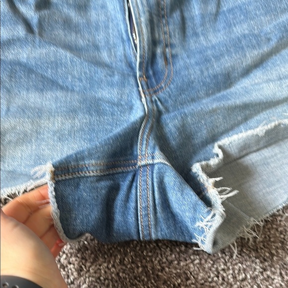 Old Navy Blue Jean Shorts Raw Hem Size 26 - Picture 4 of 7